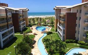 GranSol, Terreo, Pé na areia, 03 qtos, 8 adultos e 02 crianças, 600m do B Park